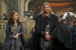 Natalie Portman Chris Hemsworth